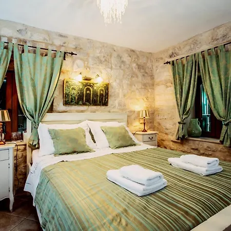 Dimora Picco Bello Bed and Breakfast Τρογκίρ