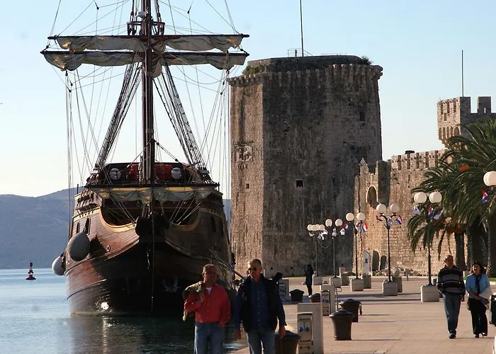 Frühstückspension Dimora Picco 3*